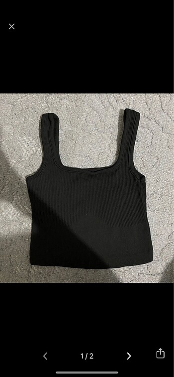 Siyah Crop