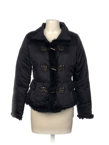 Stefanel Mont %70 İndirimli.
