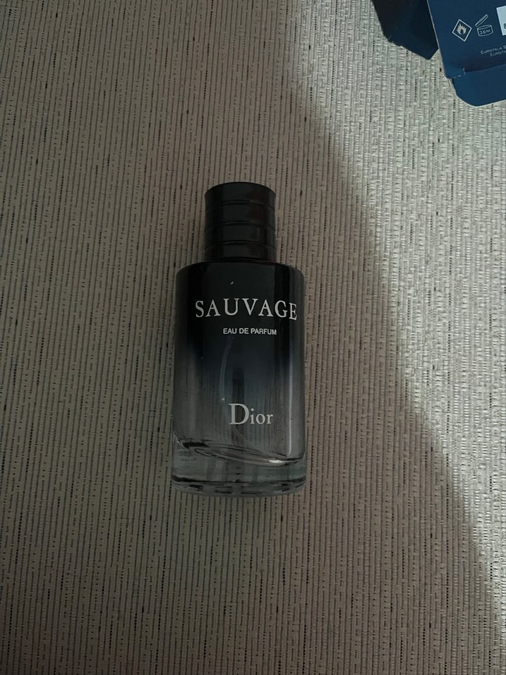 Versace ve Dior Erkek Parfüm şişesi - Görsel 5