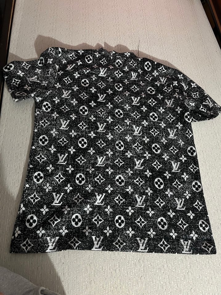 louis vuitton LV tişört - Görsel 2