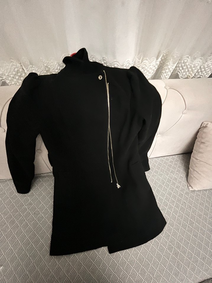 Siyah Fermuarlı kaban - Görsel 2