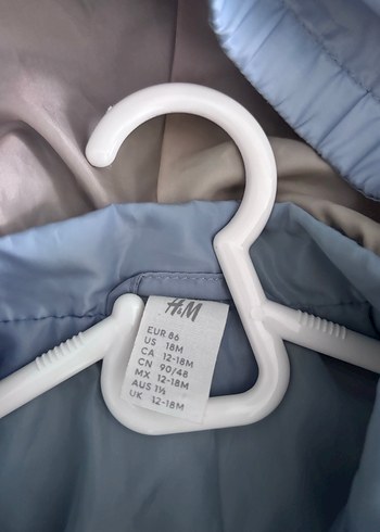 Erkek Çocuk Kapüşonlu Renkli Yağmurluk - Görsel 3