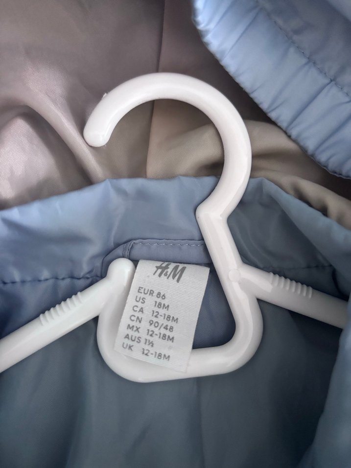 Erkek Çocuk Kapüşonlu Renkli Yağmurluk - Görsel 3