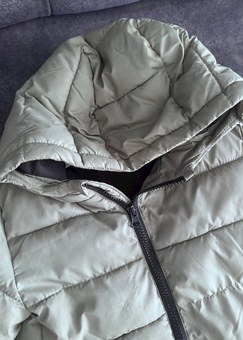 Gri Erkek Çocuk Kapüşonlu Fermuarlı Mont - Görsel 4