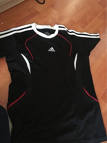 Adidas adidas tshirt