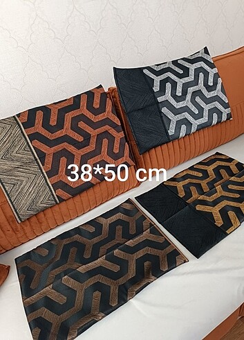 Zara Home Kırlent kılıfı