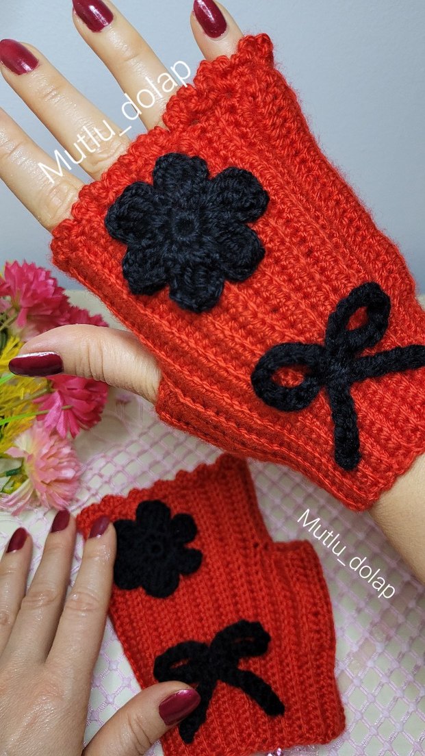 Kırmızı Örgü Bohem Kadın Eldiveni - Görsel 3