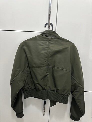 xs Beden Zara haki crop bomber
