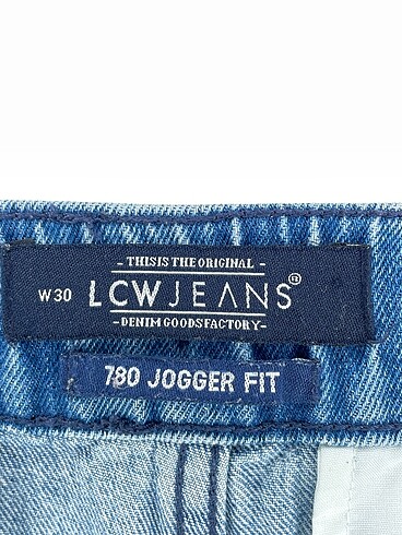 30 Beden mavi Renk LC Waikiki Jean / Kot %70 İndirimli.