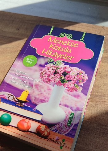 Menekşe Kokulu Hikayeler