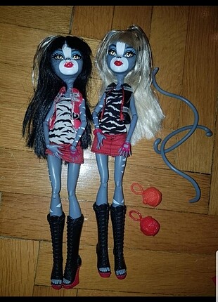 Monster high bebekler