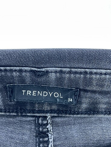 34 Beden siyah Renk Trendyol & Milla Jean / Kot %70 İndirimli.