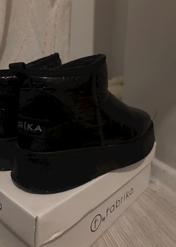 Kadın Siyah Platform Topuklu Lastik Bot - Görsel 2