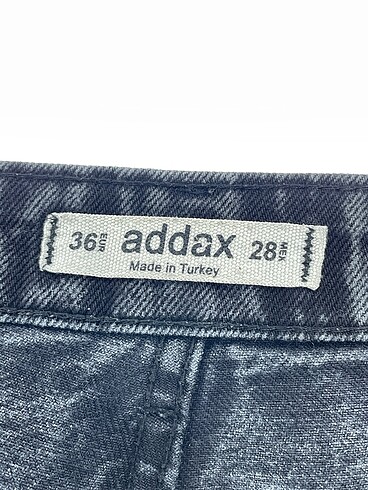 36 Beden siyah Renk Addax Jean / Kot %70 İndirimli.