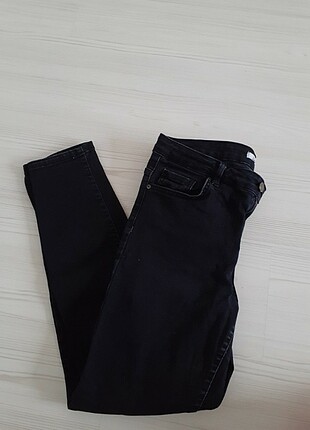 Siyah kot pantolon