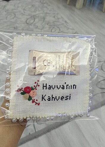 İncili isimli sunum pecetesi 
