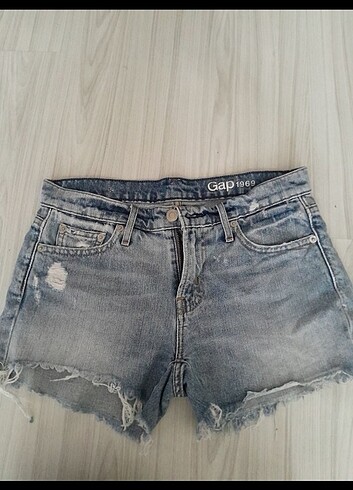 Gap orijinal şort