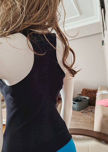 Yuzucu kadin atlet - Görsel 3