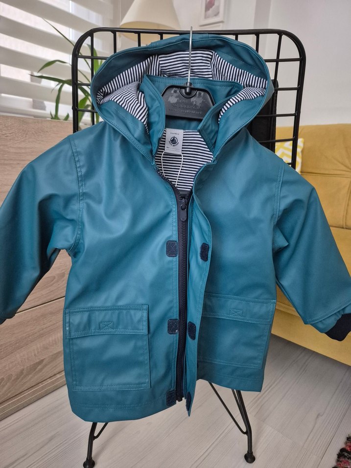 Mavi Kapüşonlu Erkek Çocuk Yağmurluk orjinal marka petit bateau - Görsel 4