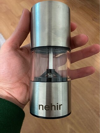 Baharat değirmeni
