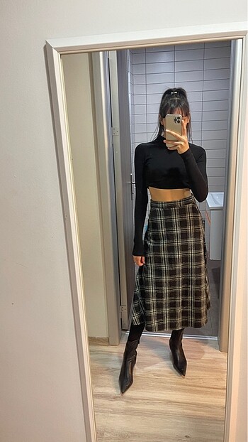 Trendyomila midi kolej eteği