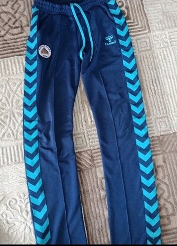 Hummel eşofman altı 