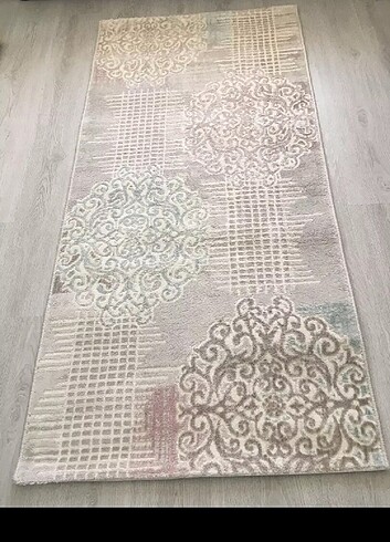 Zara Halı yolluk temiz sorunsuz.