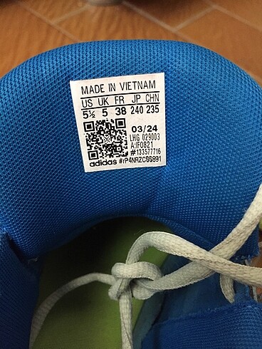 38 Beden mavi Renk Adidas yürüyüş ayakkabısı