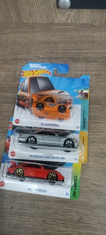 Hot wheels 