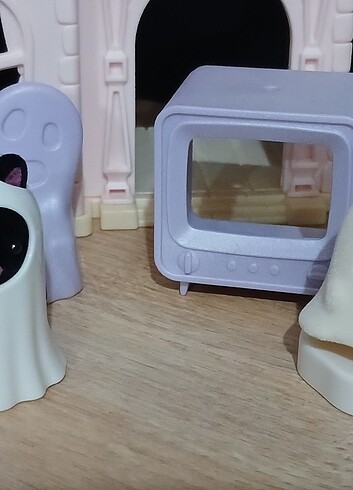  Beden Renk Sylvanian Families Süprizli Ev