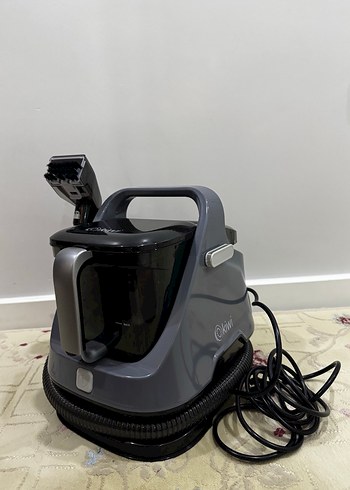 Gri renkli koltuk yıkama makinesi