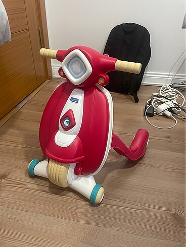 Baby Clementoni İlk Adım Yürüteci