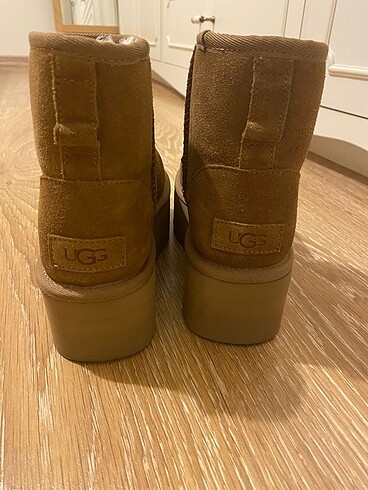 36 Beden UGGclassic mini platform kahverengi bot