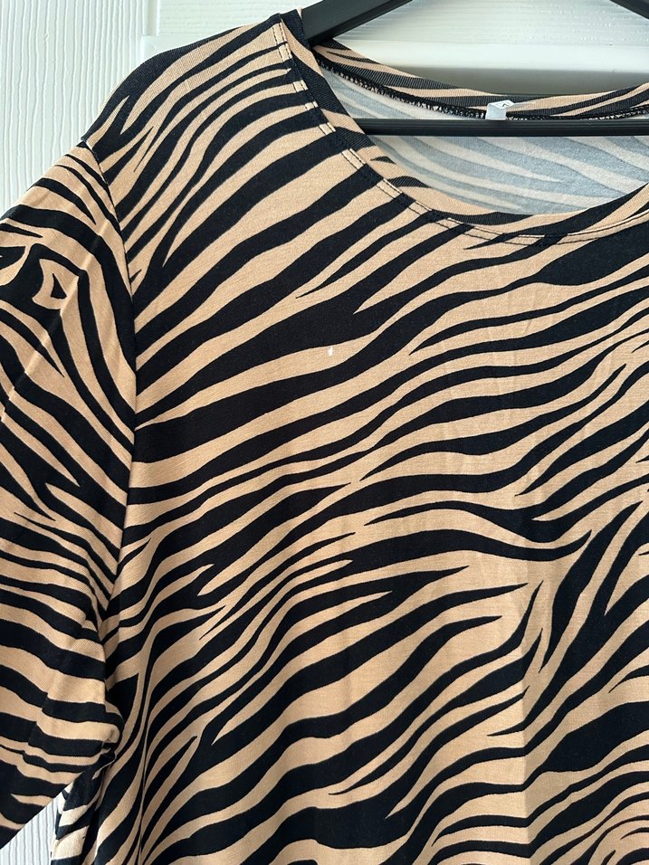 Kadın Kahverengi Zebra Desenli Uzun Elbise - Görsel 3