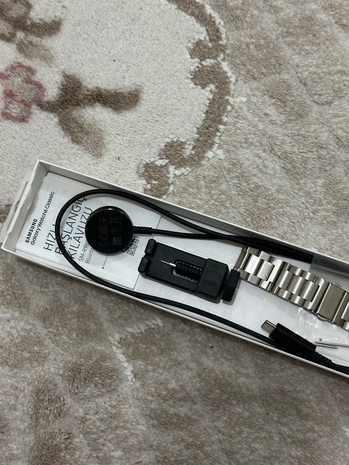 Samsung Galaxy Watch6 Classic Akilli Saat
Gümüs 47MM - Görsel 5