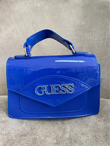  Beden çeşitli Renk Guess