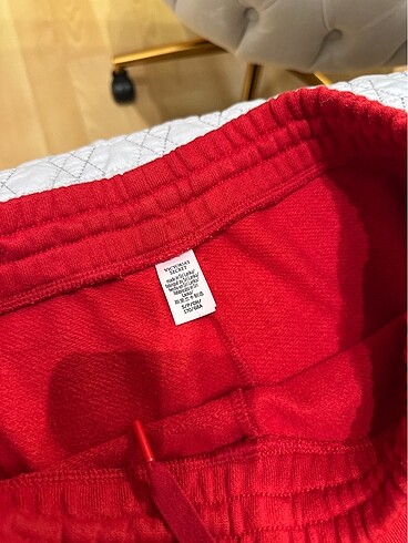 s Beden kırmızı Renk Victoria s Secret