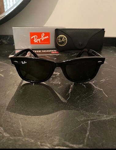 Ray ban güneş gözlüğü