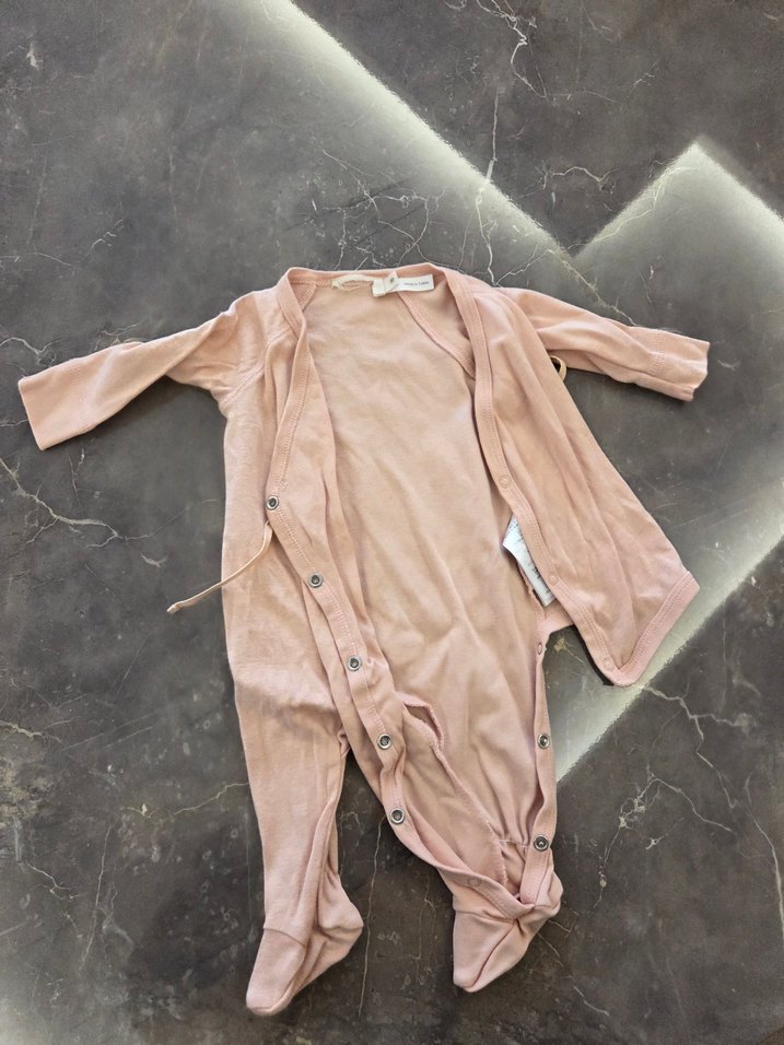 Düğmeli Pembe Bebek Kız Tulumu - Görsel 3