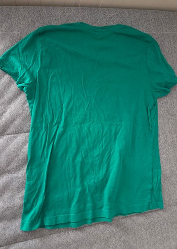 Erkek Yeşil V Yaka Keten Tişört - Görsel 3