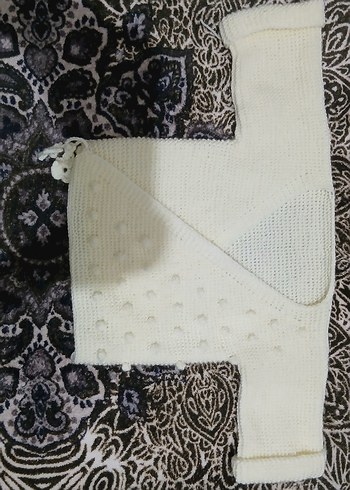 El Örgüsü Bebek Kruvaze Hırka | Yumuşak Dokulu | Şık & Rahat - Görsel 2