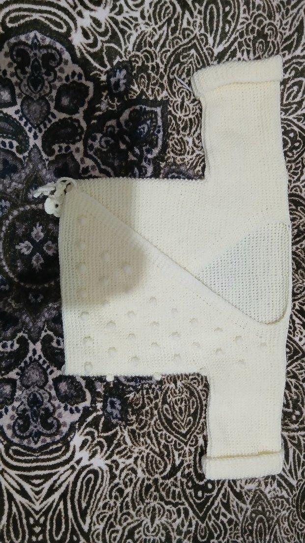 El Örgüsü Bebek Kruvaze Hırka | Yumuşak Dokulu | Şık & Rahat - Görsel 2