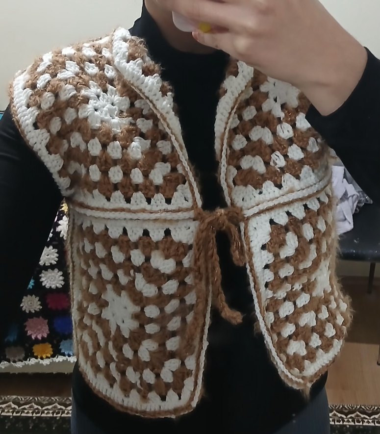 El Örgüsü Granny Kare Yelek | Bağlamalı Bohem Vintage Model - Görsel 2