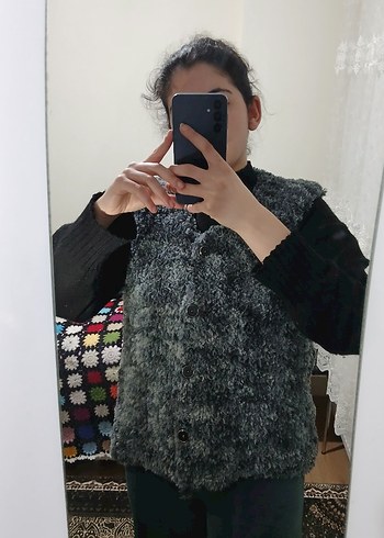 Peluş Dokulu El Örgüsü Yelek | Düğmeli Oversize Kışlık Model - Görsel 3