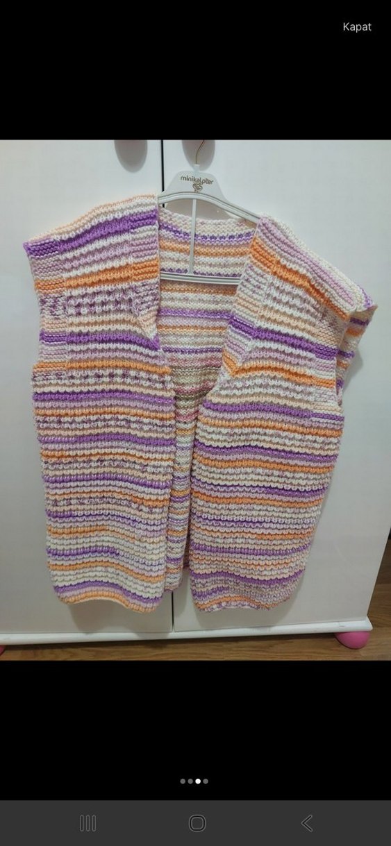  El Örgüsü AnneKız Yelek Takımı | Renkli & Uyumlu - Görsel 3