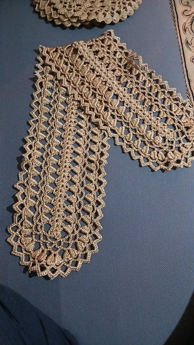 Altın Rengi El Örgüsü Runner&Supla Seti - Görsel 2