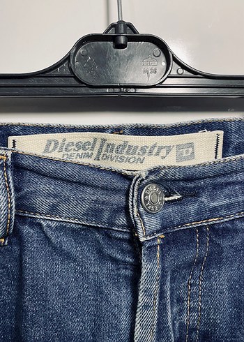 Vintage Diesel RR55 Regular Fit Kot Pantolon
İkonik Model - Görsel 4