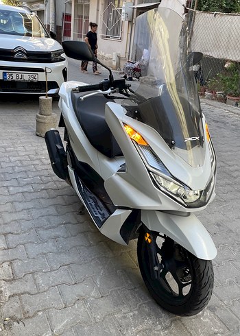 Honda Pcx 2021 42355 Km Beyaz - Görsel 4