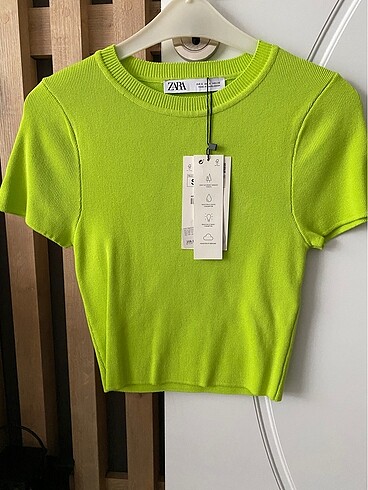 Zara crop triko