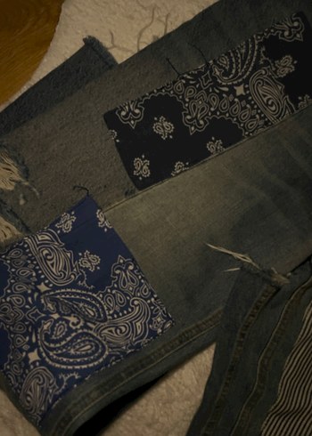 Yamalı yırtmaçlı vintage jean - Görsel 5